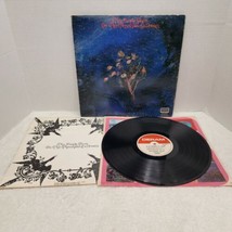 THE MOODY BLUES ON THE THRESHOLD OF A DREAM - DES-18025 LP VINYL RECORD - $9.61