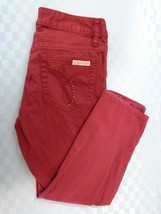 Calvin Klein Women&#39;s Red Mid Rise Straight Leg Capri Size 6 - $150.53 MXN
