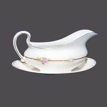 Antique Johnson Brothers JB467 gravy boat with under-plate made in England. - £82.24 GBP