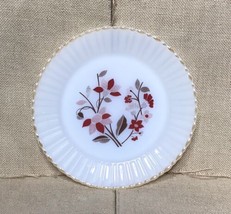 Single Vintage Mexican Termocrisa Red Pink Floral Milk Glass 8 3/4 Inch Plate - £7.89 GBP