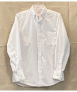 Izod men&#39;s button front shirt Slim Fit size 15 32/33 solid white Wrinkle... - $95.18 MXN