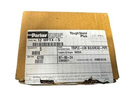 NEW 5 Pieces Parker 12 WFTX-S Triple Lok Bulkhead Pipe - $942.11 MXN