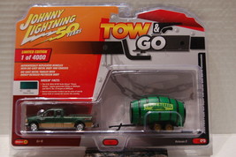 Johnny Lightning Tow &amp; Go 1:64 2003 Ford F-250 Super Cab w Barrel VER A - £30.36 GBP