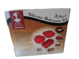 Roshco Silicone 3 Piece Bakeware Set Red 2 Cakepans 1 Oblong Baking Pan New - £15.07 GBP