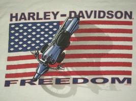 Harley Davidson Las Vegas Men&#39;s American Flag Eagle Freedom White T-shirt Medium - £39.32 GBP