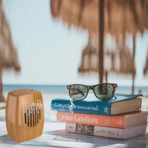 Wood Look Retro Bluetooth Speaker - $1,361.56 MXN