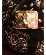 Vera Bradley Olivia Pink Campus ID EUC - $266.66 MXN