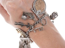 Loaded Vintage Danecraft Sterling Charm bracelet - £232.91 GBP