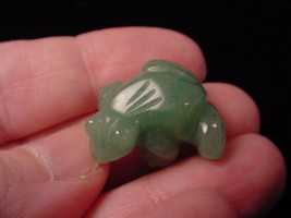 (Y-FRO-502) Green AVENTURINE gemstone FROG stone CARVING 1&quot; little baby ... - £6.75 GBP
