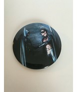 Batman Shaking Hands with Robin Pinback Button Round Pin Comic Movie Sup... - £2.36 GBP