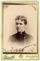 Circa 1880&#39;S Cabinet Card Lovely Woman In Ornate Dress Seidle New Lisbon, Wi - £8.82 GBP