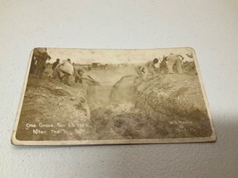 Antique RPPC Mexico Revolution 1913 Mass Grave Of 63 Men AZO 1904-18 Postcard - £98.85 GBP