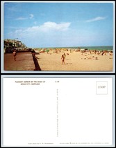 MARYLAND Postcard - Ocean City, Beach, Bathers &amp; Boardwalk N2  - £2.36 GBP