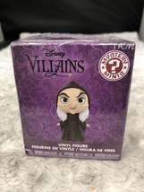 Funko Mystery Minis: Disney Villains &quot;Snow White&quot; The Witch, Hot Topic Exclusive - £5.49 GBP