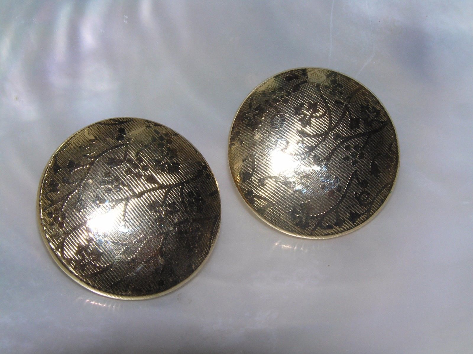 Primary image for Vintage Large Etched Floral Button Clip Earrings – one inch in diameter – GOOD