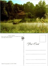 Vermont Stowe Old Sugarhouse von Trapp Family Estate Meadow Vintage Postcard - £7.51 GBP