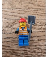 LEGO City Airport Worker Minifigure with Shovel - $74.72 MXN