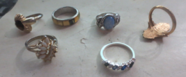 6 vintage costume jewelry rings 1 Avon faux Diamonds - £22.34 GBP