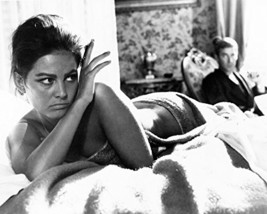 Claudia Cardinale In Vaghe Stelle Dell&#39;Orsa... Sexy Naked Lying On Bed As Sandra - £56.25 GBP