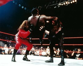 KANE THE UNDERTAKER &amp; MARK HENRY 8X10 PHOTO WRESTLING PICTURE WWE - £3.93 GBP