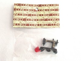 Vtg Miniature Dollhouse 1/12 Singer Sewing Machine Concord #4481 Taiwan Metal - £11.76 GBP