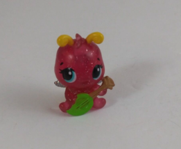 Spin Master Hatchimals Colleggtibles Season 4 Exclusive Ladyboo - $278.56 MXN