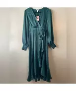 Sofia by Sofia Vergara Green Wrap Dress with Bishop Sleeves S( 4-6) - $10.00