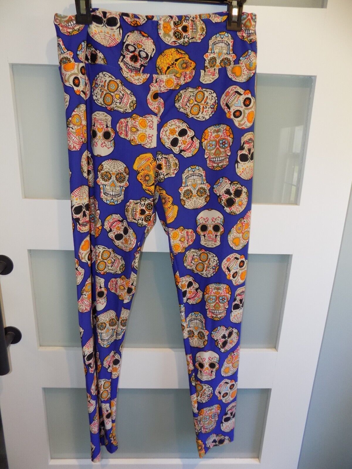 Lularoe Halloween Sugar Skulls Periwinkle Background Leggings Size T/C W... - $22.08