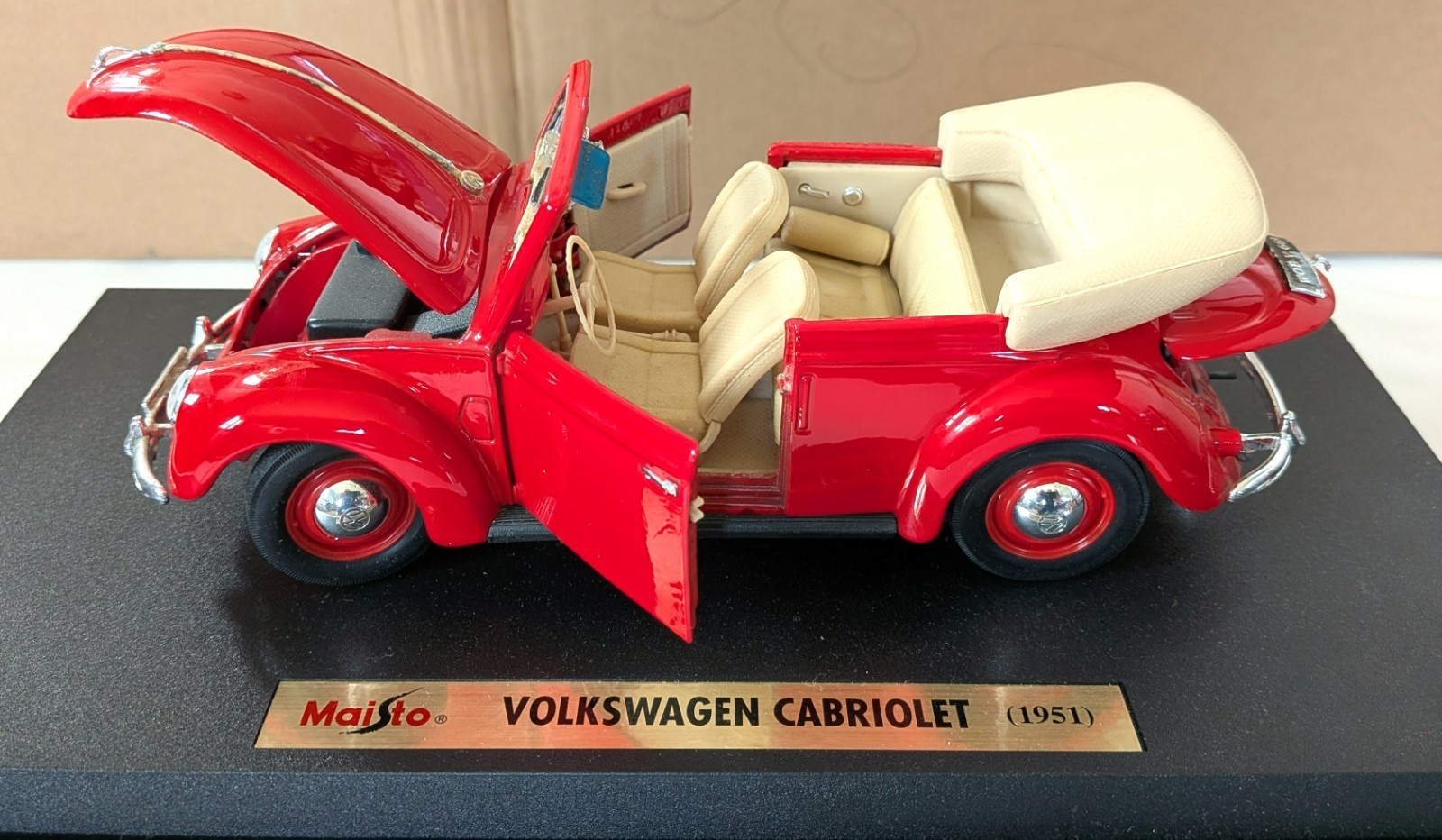 Maisto 1:18 Die Cast Special Edition Volkswagen Cabriolet - NOS - FREE SHIPPING Item image 2