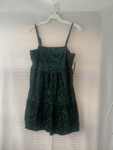 Women&#39;s Sleeveless Tiered Green Velvet Dress - Wild Fable - Size M - £5.06 GBP