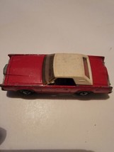 MATCHBOX LESNEY SUPERFAST NO. 28 LINCOLN CONTINENTAL MK V 1979 RED ENGLAND - $21.52