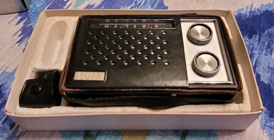 Vintage 1964 Elgin R-1000 10 Transistor AM Radio w/carrying case + Box - $37.39