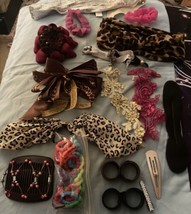 17 Pc Pieces Lot Girl’s Hair Accessories Leopard Pink Black - $8.55