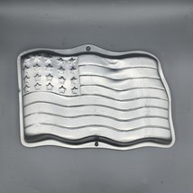 Wilton Stars &amp; Stripes American Flag Cake Pan #2105-183 (2000) Vintage A... - $9.99