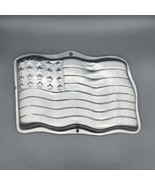 Wilton Stars &amp; Stripes American Flag Cake Pan #2105-183 (2000) Vintage A... - $186.63 MXN