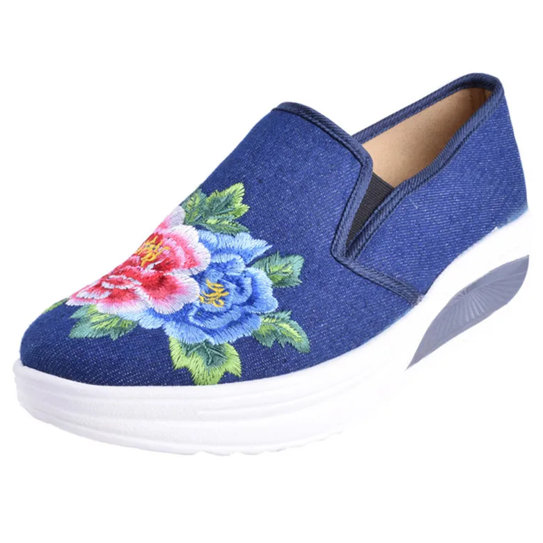 CEYANEAOVintage Women Shoes Old BeiJing Flat Platform Tourism  Embroidered Slip  - £130.63 GBP