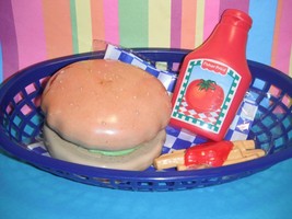 Fisher Price Play food Lot Expandable Hamburger, French Fries, Ketchup bottle - £21.49 GBP