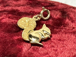 14K Yellow Gold Pendant 1.77g Fine Jewelry Squirrel Charm - £126.57 GBP