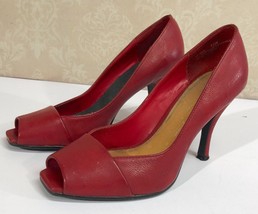 Rampage Red Man Made Vegan Womens High Heel Shoes Size 5 1/2 Five and Half - $14.58
