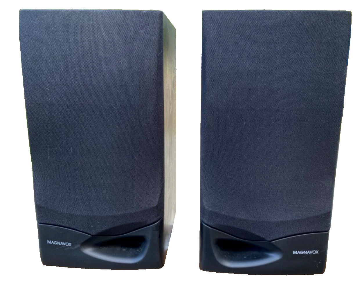2 Speaker System Phillips Magnavox Wired  FB 36/37 6 Ohm's  -Tested-Loud bass - $36.44
