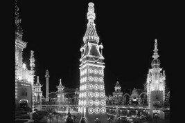 Luna Park at Night in Coney Island - Art Print - £17.57 GBP+