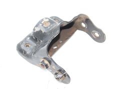 01-10 CHEVY SILVERADO 2500HD 6.6L ENGINE MOUNT BRACKET Q7018 image 4