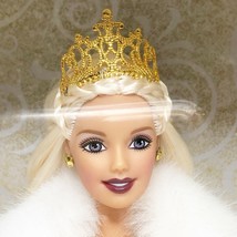 Vintage Holiday Celebration Barbie 2000 Blonde Princess NRFB with Stand NEW - £23.25 GBP