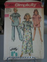 Simplicity 8511 Nightgown in 2 Lengths & Pajamas Pattern - Size M (12-14) - $12.49