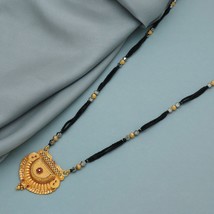 Black Beads 20k Yellow Gold Amulet Pendant Necklace Jewelry, Traditional modern  - £1,603.50 GBP