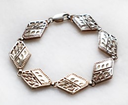 1970s Vintage Etched Sterling Silver Bracelet Diamond Shaped 3D Links Pr... - £39.56 GBP