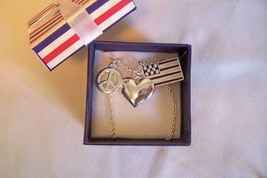 Patriotic Charm Necklace - New - Very Cute!!! - £10.60 GBP