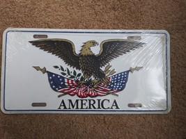 America embossed license plate - €10,19 EUR