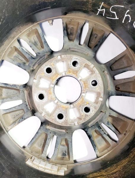 Wheel Rim 18x8 Has Rash See Pics OEM 2017 2018 2019 2020 2021 22 23 Nissan Titan Item image 7