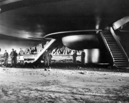 1956‘s FORBIDDEN PLANET post landing surveillance b/w 7x9 scene still - €4,73 EUR